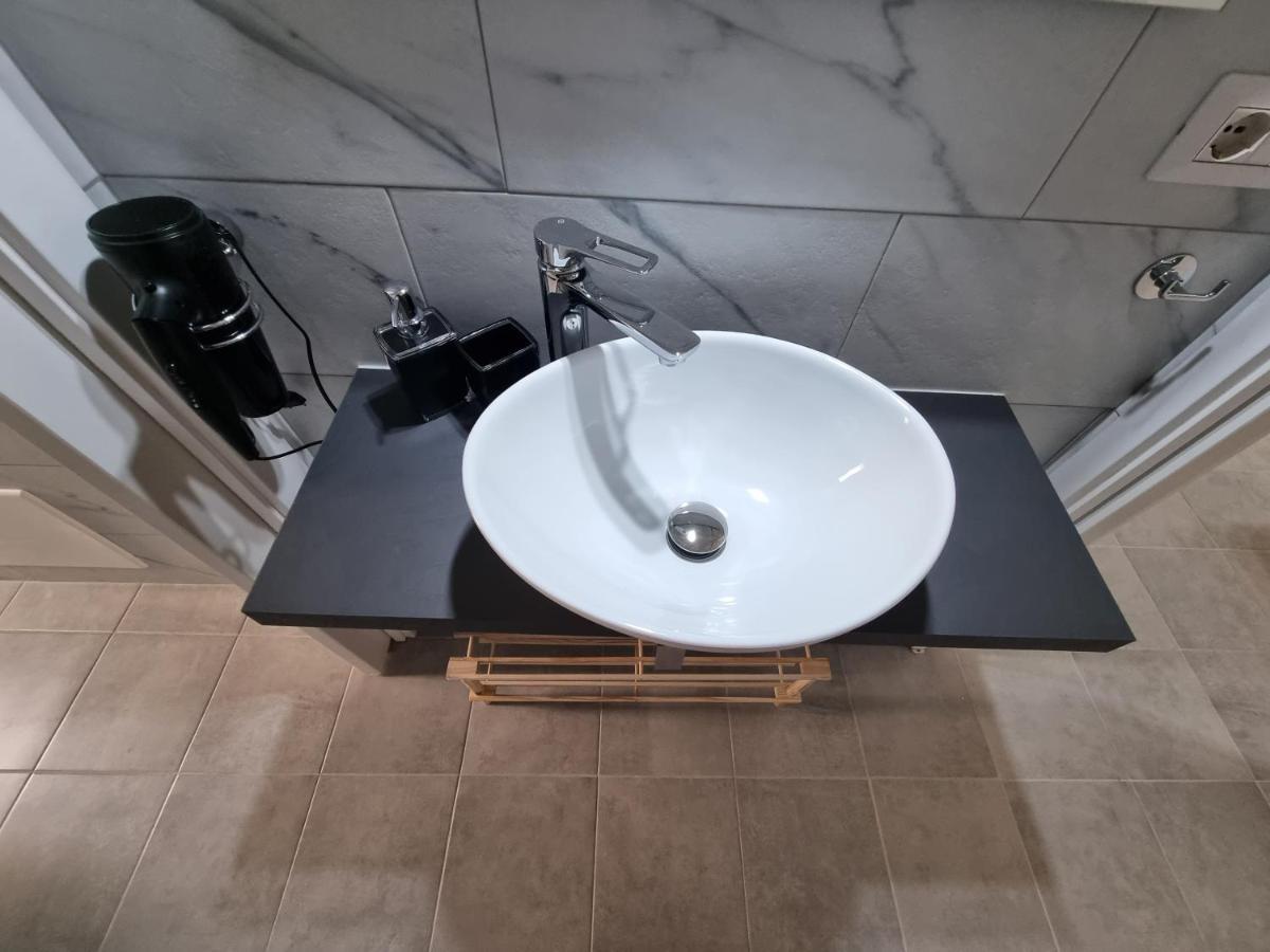 Mito Apartment Cagliari Buitenkant foto